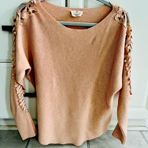 Sweet light pink EMBER sweater